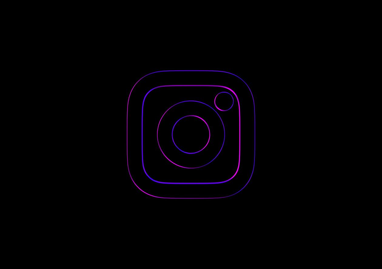 NEON instagram - 3D illustrations, mockups and icons